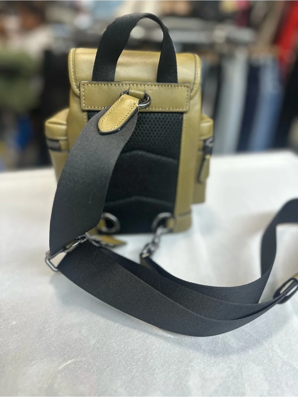 Coach Sprint Sling  Pack  Leather bag .  New no tag